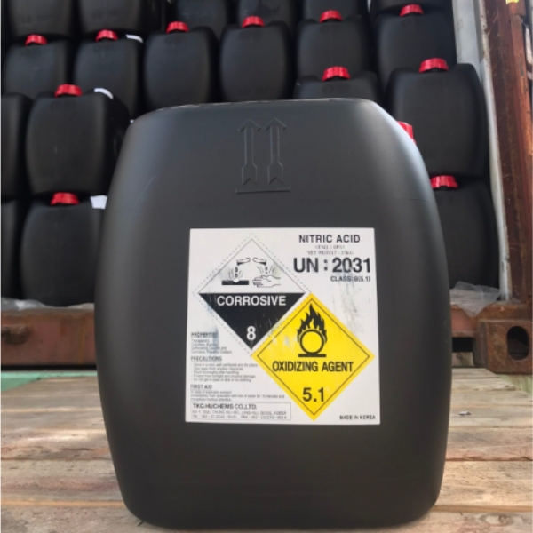 Acid Nitric HNO₃ Hàn Quốc – Hóa chất oxy hóa mạnh, ứng dụng đa dạng trong sản xuất và xử lý công nghiệp